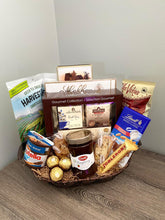 Load image into Gallery viewer, Gourmet Gift basket - calgarygiftshop
